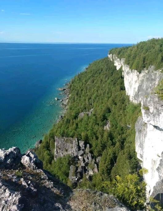 Family Friendly Cottage ☆Walking Distance To Beach Lion's Head Luaran gambar